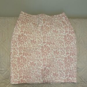 Pink and white textured skirt.